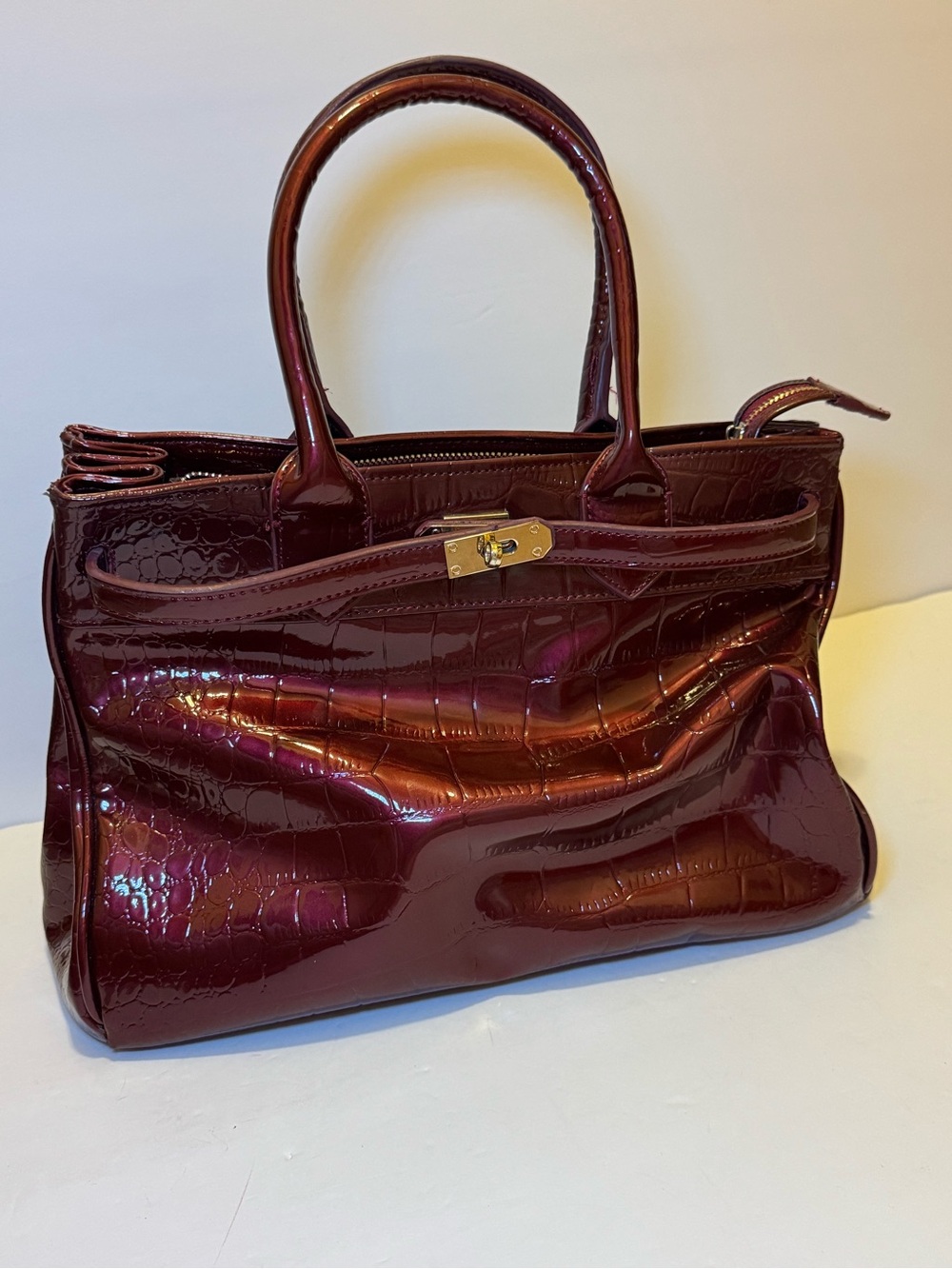 Women's Patent Croc Satchel Handbag in Deep Burgundy